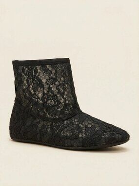 Brave Pudding Evening Strolls lace bootie BRAND NEW